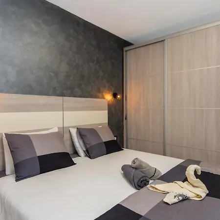 Ardanela In Kapelica - Haus Fuer 6-8 Personen Villa