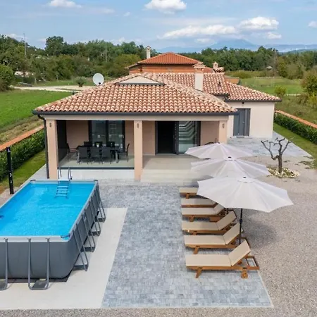 Villa Ardanela In Kapelica - Haus Fuer 6-8 Personen *
